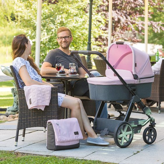 ABC Design 3in1 Kinderwagenset Condor 4 - inkl. Autositz, Babywanne, Sportsitz, Wechsel-Farbset Rose & Zubehörpaket - Mountain