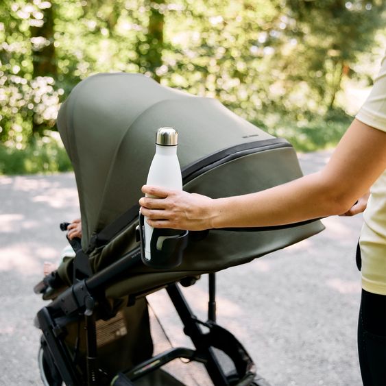 ABC Design Kombi-Kinderwagen Salsa 5 Run - inkl. Babywanne, Sportsitz, Wickeltasche, Regenschutz, Becherhalter & Sonnenschirm - Pure - Avocado