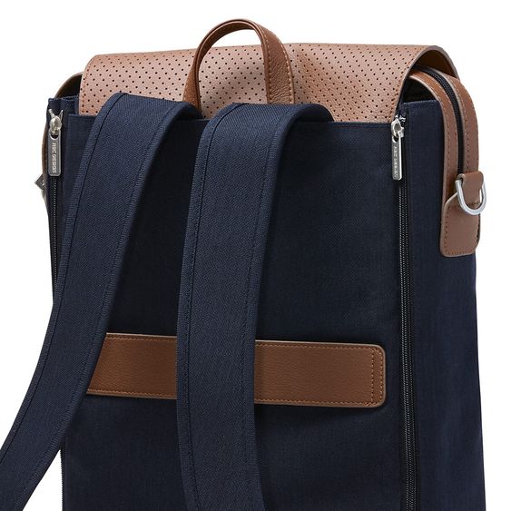 ABC Design Wickel-Rucksack City mit großem Deckelfach - inkl. Wickelunterlage & Zubehör - Shadow