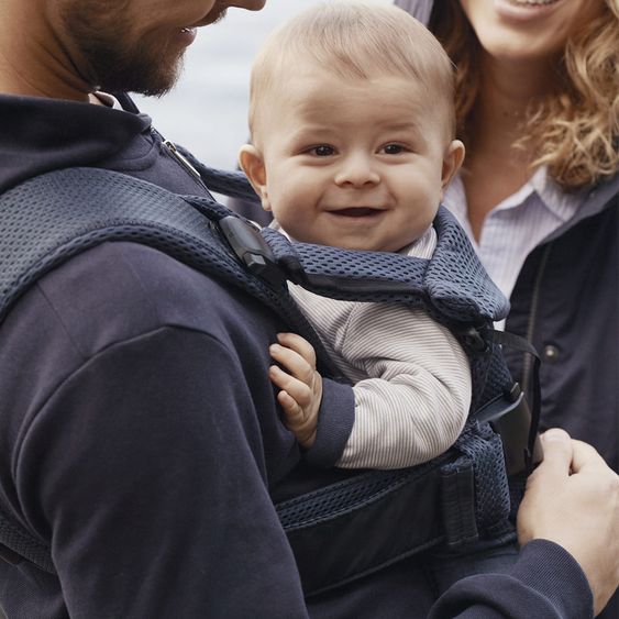 BabyBjörn Babytrage One Air Mesh Neue Version - Marineblau