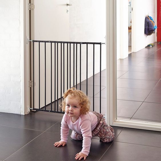 BabyDan Türschutzgitter Multidan - Metall 62,5 x 106,8 cm - Weiß