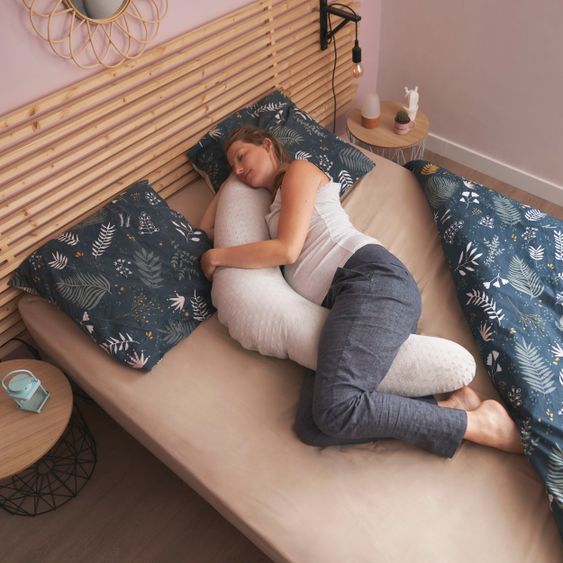 Badabulle Stillkissen Fluffy mit Mikroperlen-Füllung inkl. Bezug 150 cm