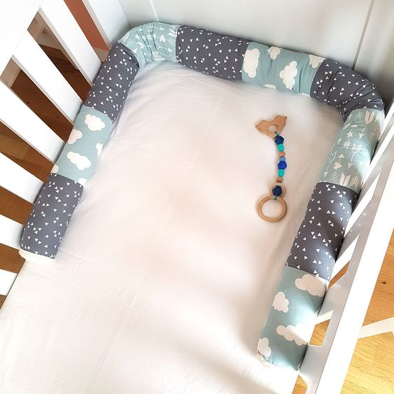 Besonderheit Bed Snake - Cloud / Arrow - Mint