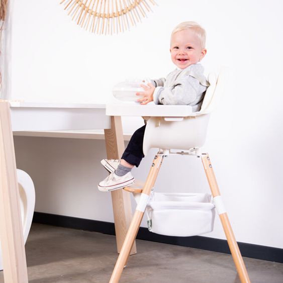 Childhome 4-tlg. Evolu 2 Newborn-Set - Hochstuhl 2in1 mit Schalensitz Nordic + Neugeborenenaufsatz + Sitzverkleinerer + Essbrett mit Anti-Rutsch-Auflage