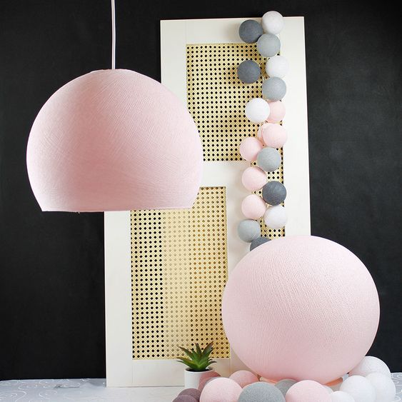 Cotton Ball Lights 20 luci di cotone a forma di palla - rosa e grigio