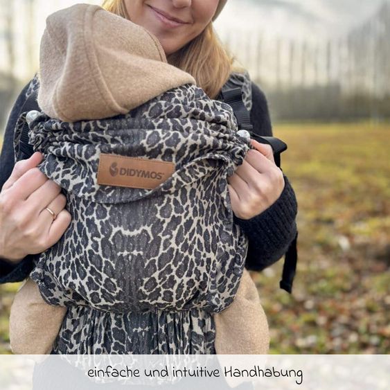 Didymos Babytrage DidyFix Fullbuckle ab Geburt - 3,5 kg - 20 kg - Anhock-Spreiz-Haltung, Bauch-, Rücken- und Hüfttrageweise, 100 % kbA-Baumwolle - Animal Print - Leo