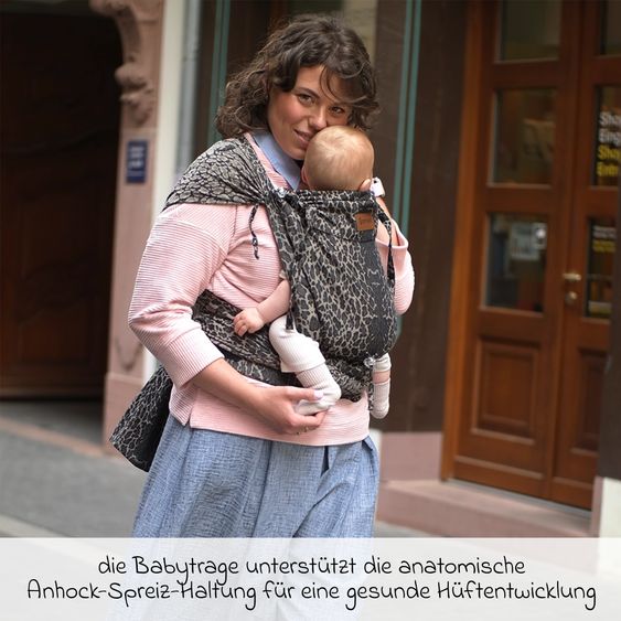 Didymos Babytrage DidyKlick 4u Halfbuckle ab Geburt - 3,5 kg - 20 kg - Anhock-Spreiz-Haltung, Bauch-, Rücken- und Hüfttrageweise, 100 % kbA-Baumwolle - Animal Print - Leo