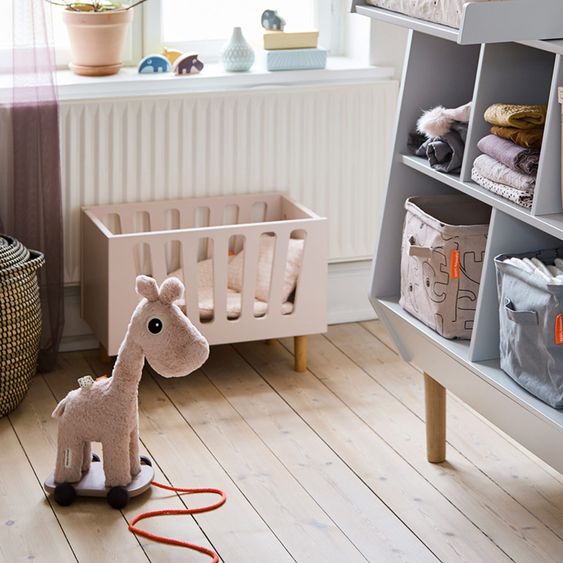 Done by Deer 2 in 1 Pull & Cuddle Toy - Raffi - Pink