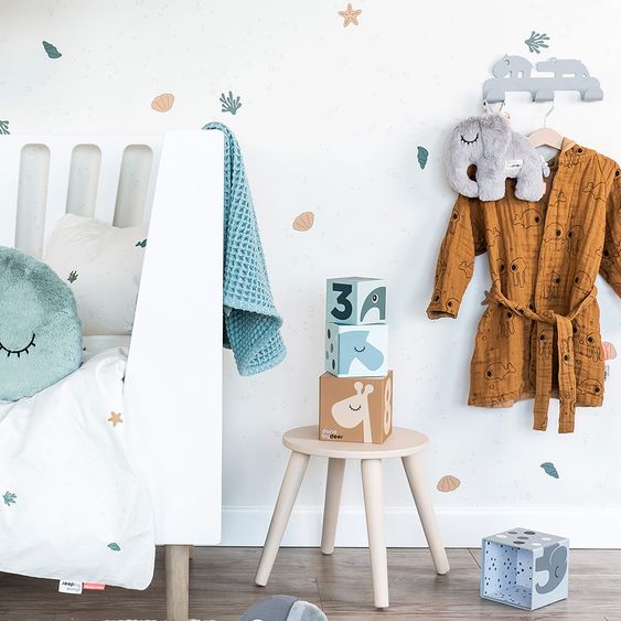 Done by Deer Einschlafhilfe & Kuscheltier mit Spieluhr - Elphee - Grau