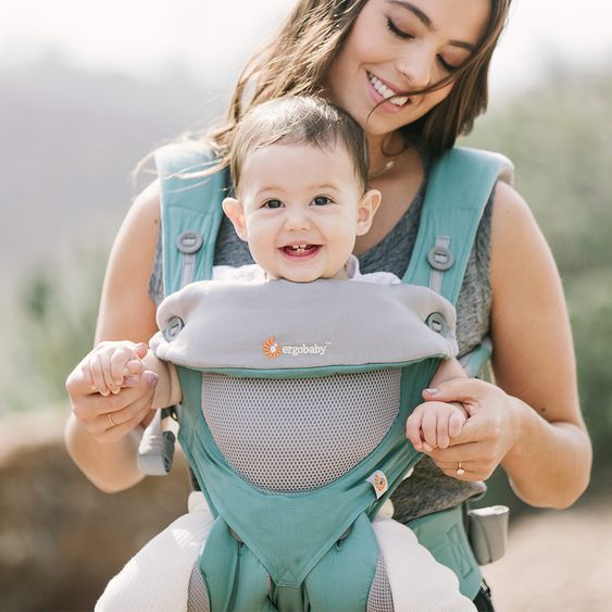 Ergobaby Babytrage 360 Cool Air Mesh für 4 Tragepositionen - Icy Mint