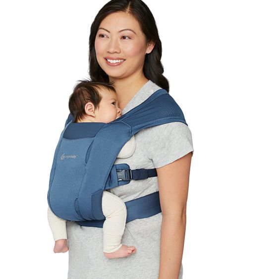 Ergobaby Babytrage Embrace Soft Air Mesh für Neugeborene - Blue