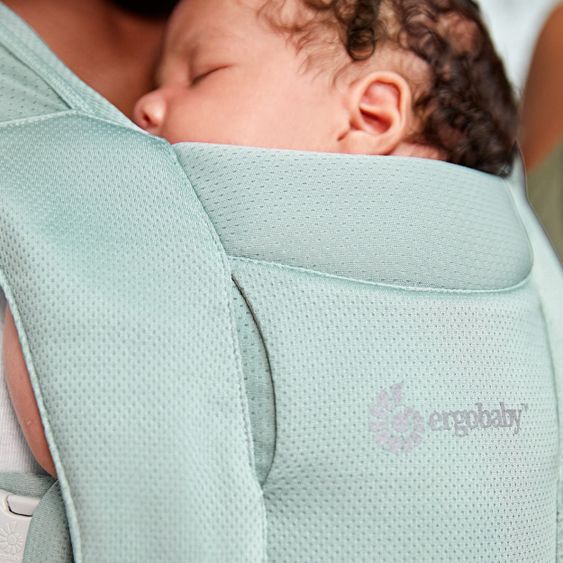 Ergobaby Babytrage Embrace Soft Air Mesh für Neugeborene - Sage