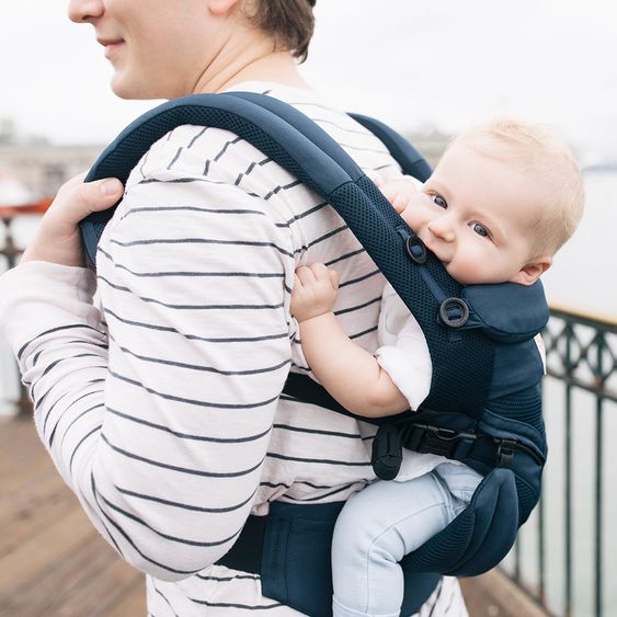 Ergobaby Babytrage Omni 360 Cool Air Mesh für 4 Tragepositionen - Midnight Blue