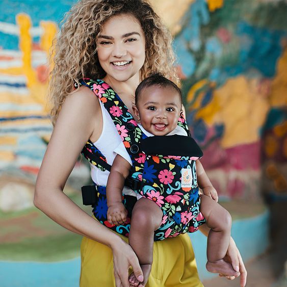 Ergobaby Babytrage Omni 360 für 4 Tragepositionen mit Lordosestütze - French Bull Flores