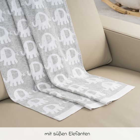 Fillikid Babydecke 75 x 100 cm in Strickoptik aus Baumwolle - Elefanten - Grau Weiß