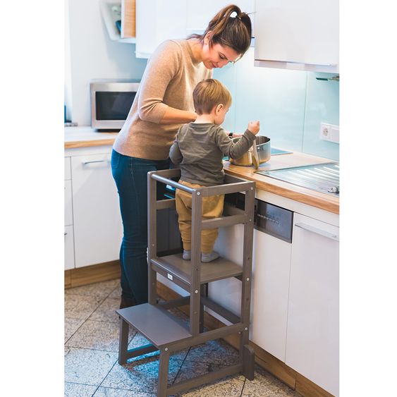Fillikid Learning tower 3-fold height adjustable up to 90 kg loadable - Gray