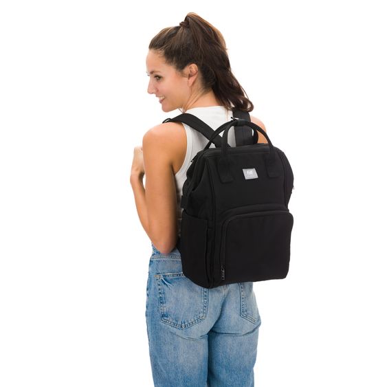 Fillikid Wickelrucksack Barcelona im modernen Design mit variablem Stauraum - Schwarz