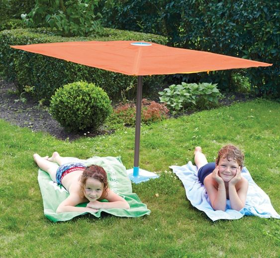 Gardena Sandkasten mit großem Zubehör-Set & Sonnenschirm 120 x 120 cm