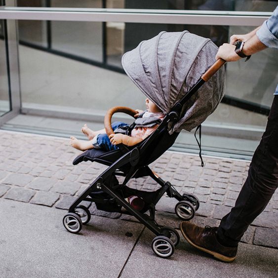 Gesslein Buggy & Reisebuggy Smiloo Cuby mit Liegeposition, klein faltbar nur 6,5kg - Black-Cognac-Grau Meliert