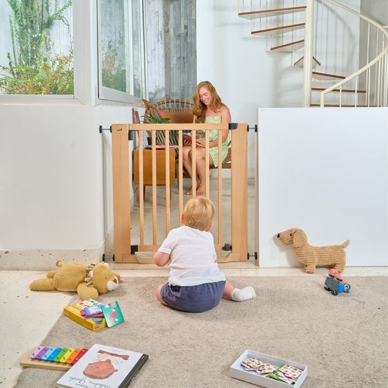 Geuther Cancello di sicurezza per porte / Cancello di sicurezza per scale Easylock Flatstep Wood Gate montaggio a pressione senza attrezzi, si chiude automaticamente 79 - 87 cm - Legno - ECO