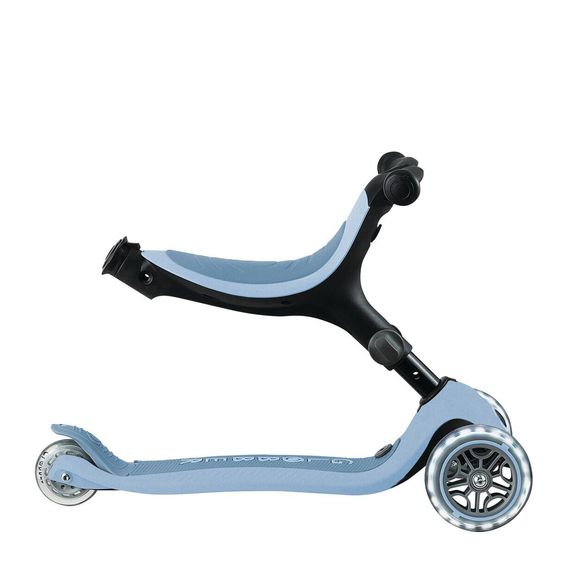 GLOBBER Véhicule 3-in-1 GO-UP Active Lights ECO Roller, Tricycle, Draisienne à partir de 15 Mois jusqu’à 7 Ans avec Roues Lumineuses jusqu’à 50 kg de Charge - Myrtille