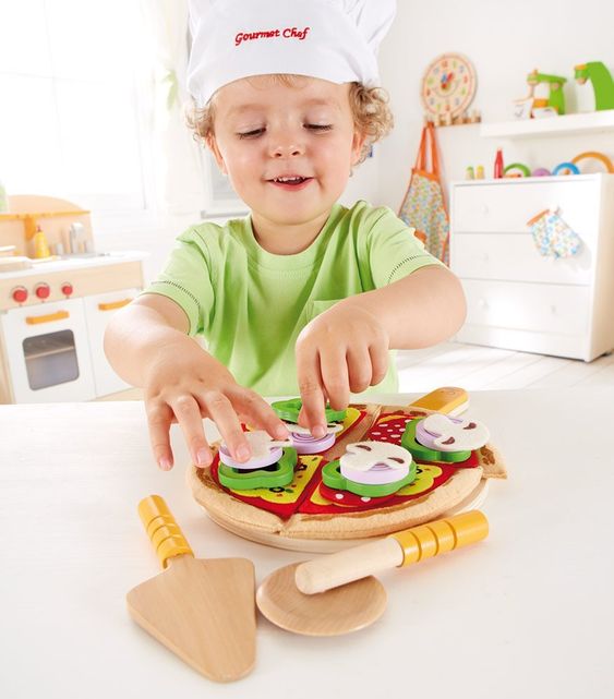 Hape 31-tlg. Pizza-Set aus Holz