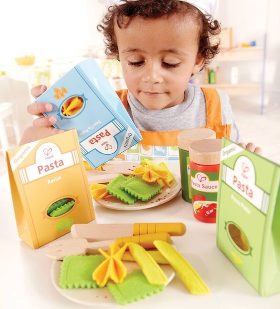 Hape Set di pasta in legno da 33 pezzi