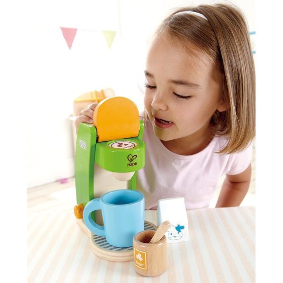 Hape Holz-Kaffeemaschine mit 5-tlg. Zubehör