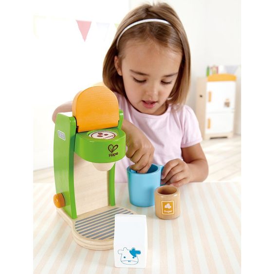 Hape Holz-Kaffeemaschine mit 5-tlg. Zubehör