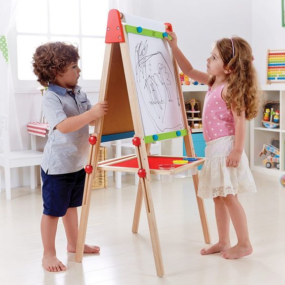 Hape Standing board for painting double-sided with paper roll