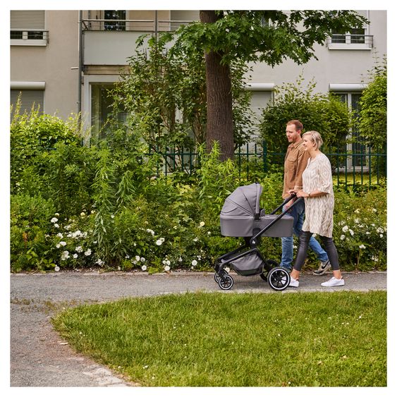 Hauck 3in1 Kinderwagen-Set Move N Care Trio Set - inkl. i-Size Babyschale Drive N Care & XXL Zubehörset - Dark Grey