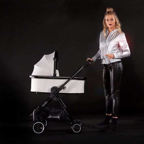 Hauck 4in1 Kinderwagen-Set Apollo inkl. Autositz, Isofix-Base, Babywanne, Sportsitz und XXL Zubehörpaket - Lunar