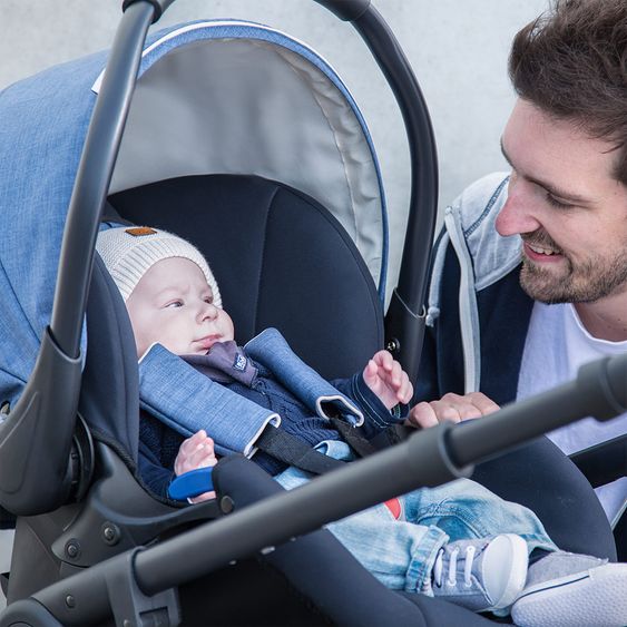 Hauck 4in1 Kinderwagen-Set Atlantic Plus Trio Set inkl. Isofix Basis und XXL Zubehörpaket - Melange Jeans Caviar