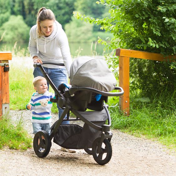Hauck 4in1 Kinderwagen-Set Maxan 3 Plus inkl. Babyschale Comfort Fix und Isofix Basis - Melange Stone