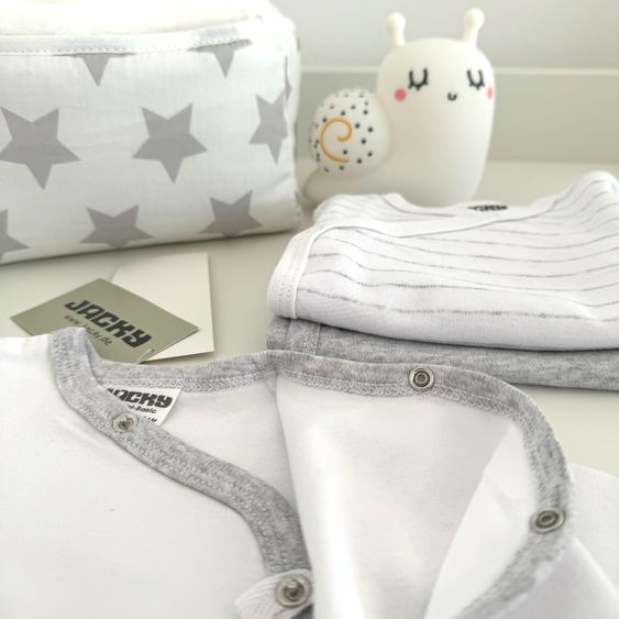 Hauck Alpha Plus Grey 7-tlg. Newborn Set - Hochstuhl + 2in1 Neugeborenen-Aufsatz & Wippe + Sitzpolster + GRATIS Wickelbody 3er Pack - Stretch Grey