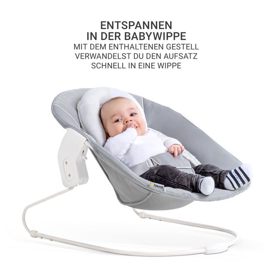 Hauck Alpha Plus Grey 7-tlg. Newborn Set - Hochstuhl + 2in1 Neugeborenen-Aufsatz & Wippe + Sitzpolster + GRATIS Wickelbody 3er Pack - Stretch Grey