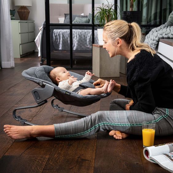 Hauck Alpha Plus Natur Newborn Set - 4-tlg. Hochstuhl + Aufsatz & Wippe Premium Jersey Charcoal + Sitzpolster