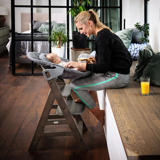 Hauck Alpha Plus Select Charcoal 4-tlg. Newborn Set - Hochstuhl + 2in1 Babyaufsatz & Wippe + Essbrett + Sitzkissen Stretch Grey