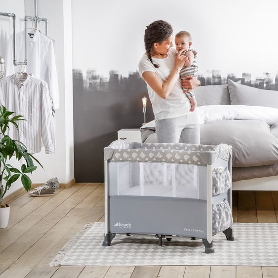 Hauck Beistellbett Sleep N Care Plus (80 x 44 cm) - faltbar, inkl. Transporttasche - Teddy Grey