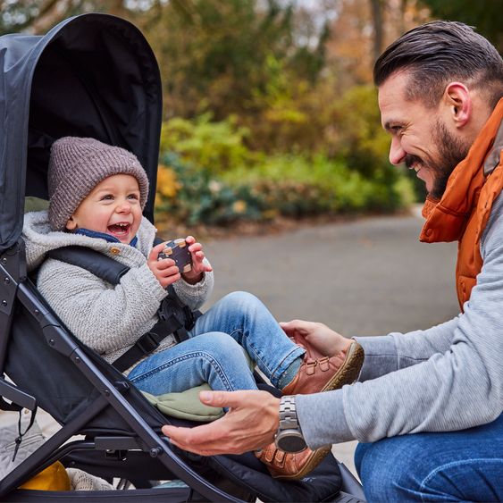 Hauck Buggy Rapid 3 Air (up to 25 kg) - with pneumatic tires, reclining function and XL canopy - Black