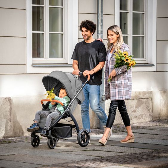 Hauck Buggy & Sportwagen UpTown Black inkl. 3in1  Babynest Carry N Play & XXL Zubehörpaket - Melange Grey