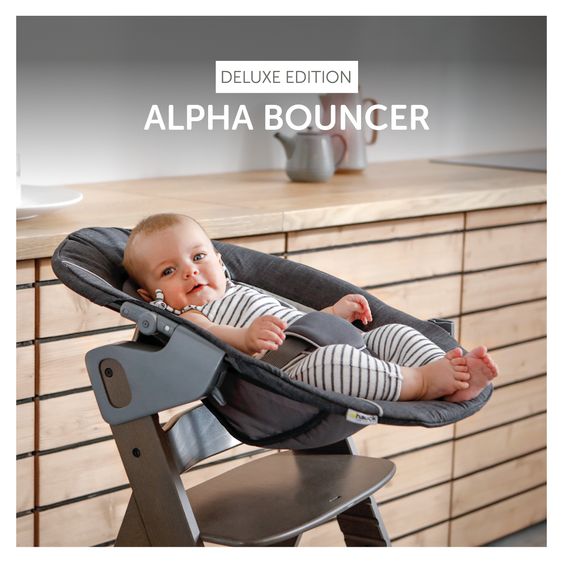 Hauck Hochstuhl Alpha Plus 4-tlg. Newborn Set - inkl. 2in1 Babyaufsatz & Wippe Deluxe + Sitzverkleinerer - Natur
