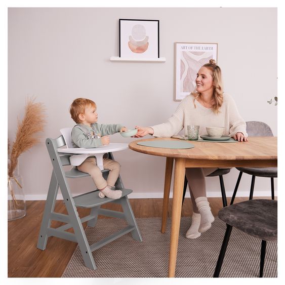 Hauck Hochstuhl Alpha Plus - im Sparset inkl. Sitzkissen Deluxe in Grau - Grey