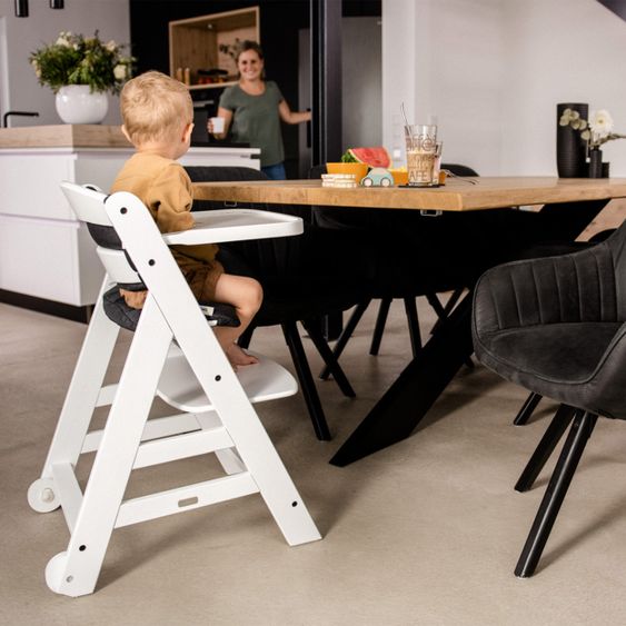 Hauck High chair Beta Plus White - incl. dining board, seat cushion and castors - White
