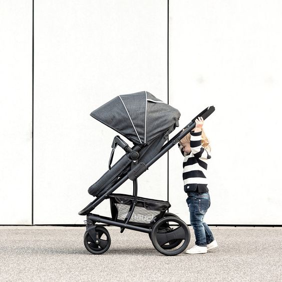 Hauck Kinderwagen-Set Pacific 4 Trioset inkl. Babywanne, Autositz und Sportwagen - Melange Charcoal