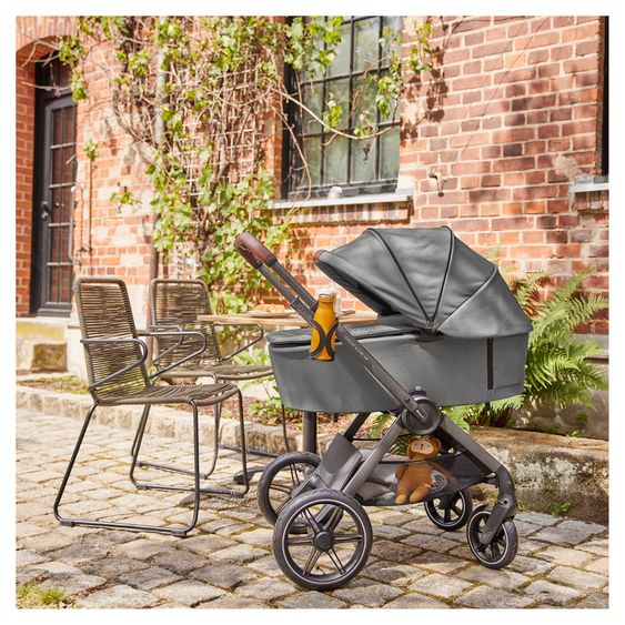 Hauck Combi Stroller Comfort N Care Air Set - incl. carrycot, sports seat, leg cover, seat pad and cupholder - Dark Grey