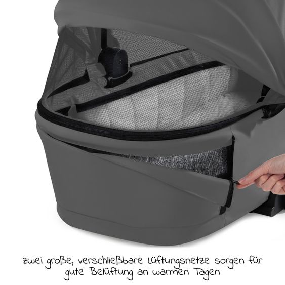 Hauck Kombi-Kinderwagen Walk N Care Air Set (mit Luftreifen) inkl. Babywanne, Sportsitz, Beindecke und Getränkehalter (bis 22kg belastbar) - Dark Grey