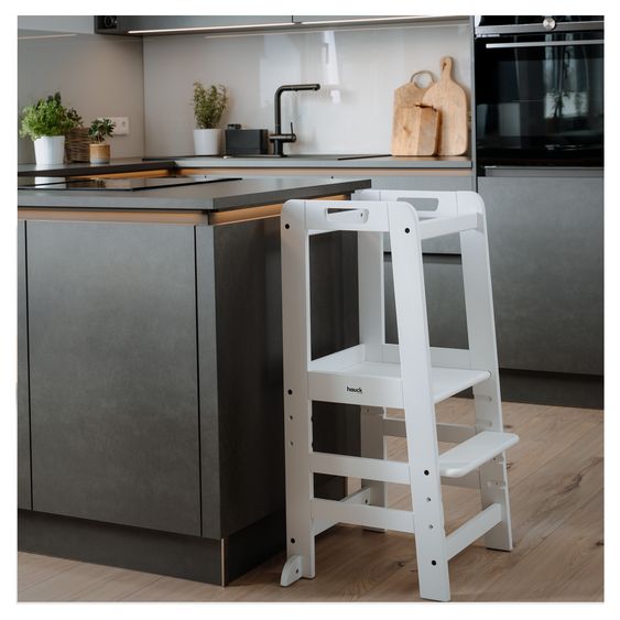 Hauck Learning Tower / Children's Chair for Kitchen Learn N Explore incl. Wooden Peg Puzzle Puzzle N Fit - White