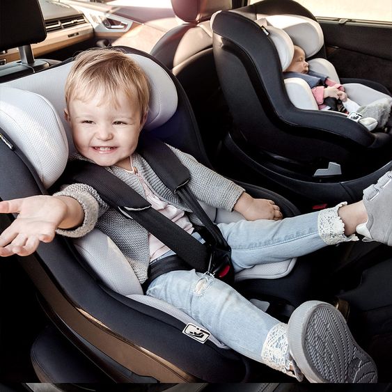 Hauck Reboard Kindersitz iPro Kids inkl. Isofix Basis iPro Base - i-Size (bis 4 Jahre) inkl. Sitzverkleinerer - Caviar