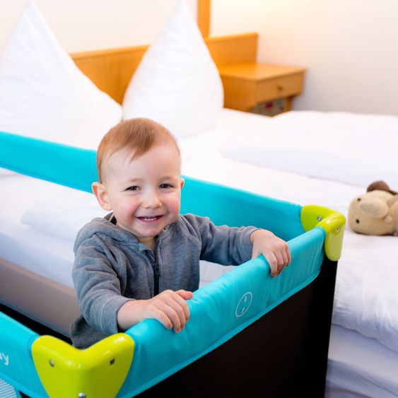 Hauck Travel Cot Set Dream N Play incl. Comfort Mattress & Insect Protection - Waterblue